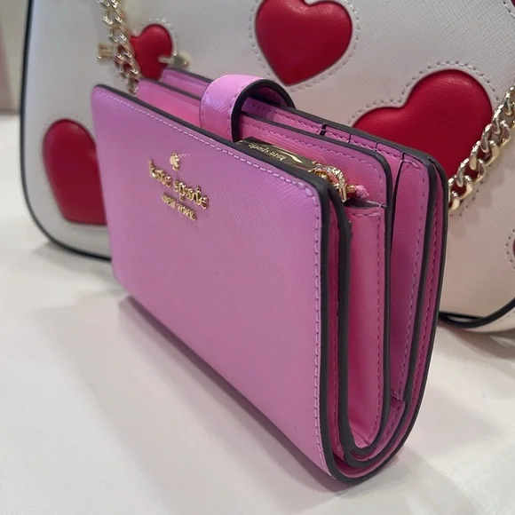 Kate Spade Madison Medium Bifold Wallet
Surf Pink
NWT - Picture 9 of 16